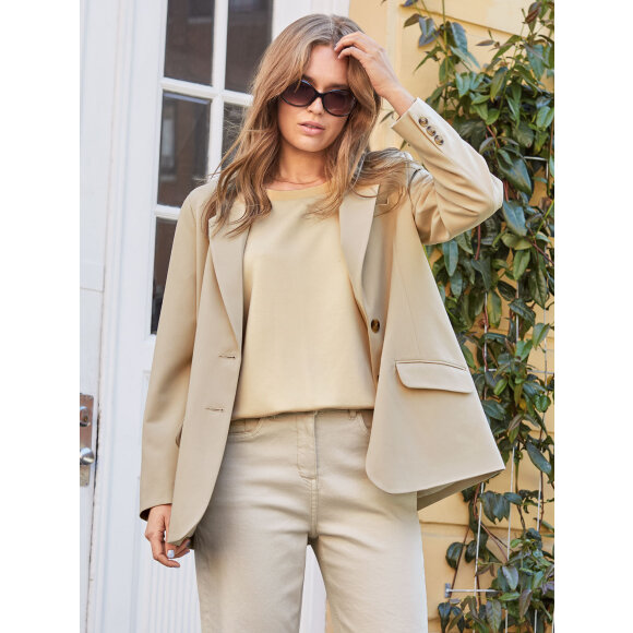 Brandtex modetøj - Brandtex blazer sand